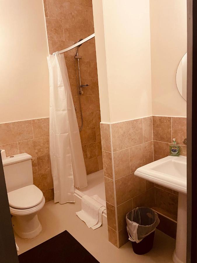 Bear Inn Bradford-On-Avon Екстер'єр фото
