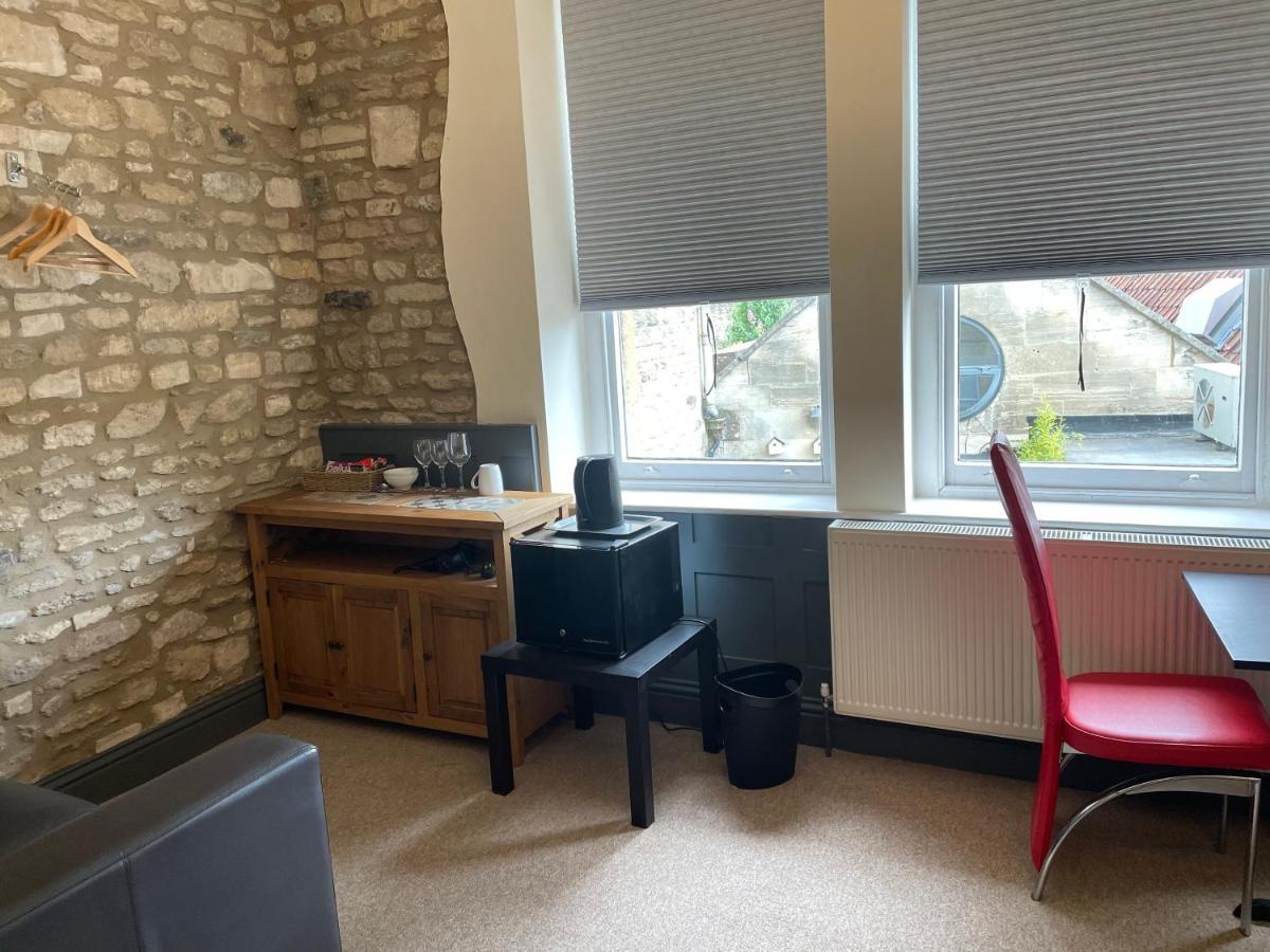 Bear Inn Bradford-On-Avon Екстер'єр фото