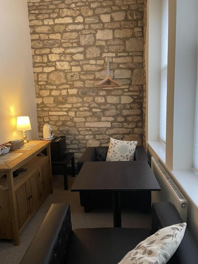 Bear Inn Bradford-On-Avon Екстер'єр фото